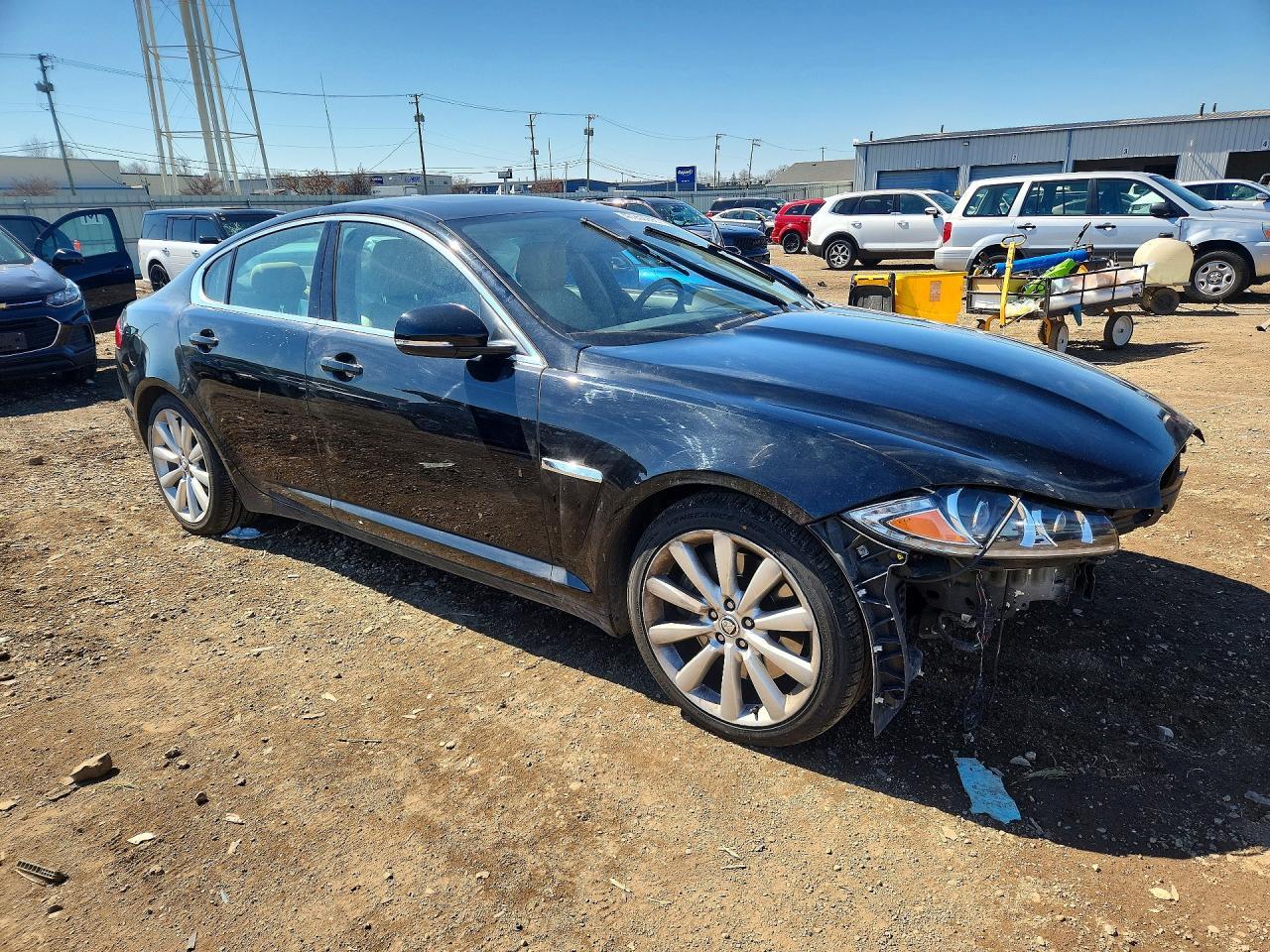 2012 Jaguar Xf - Image 4