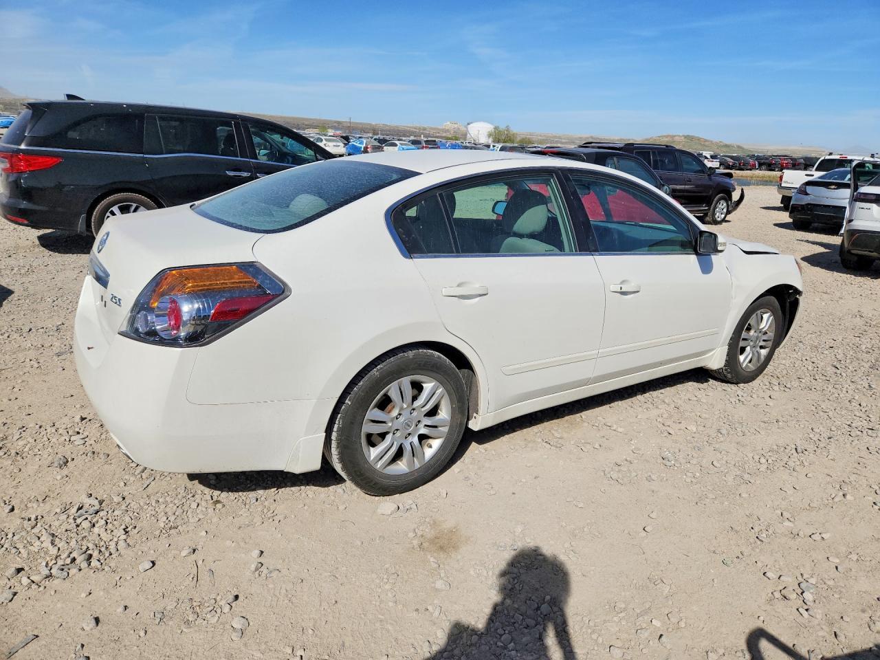 2010 Nissan Altima 2.5 - Image 3