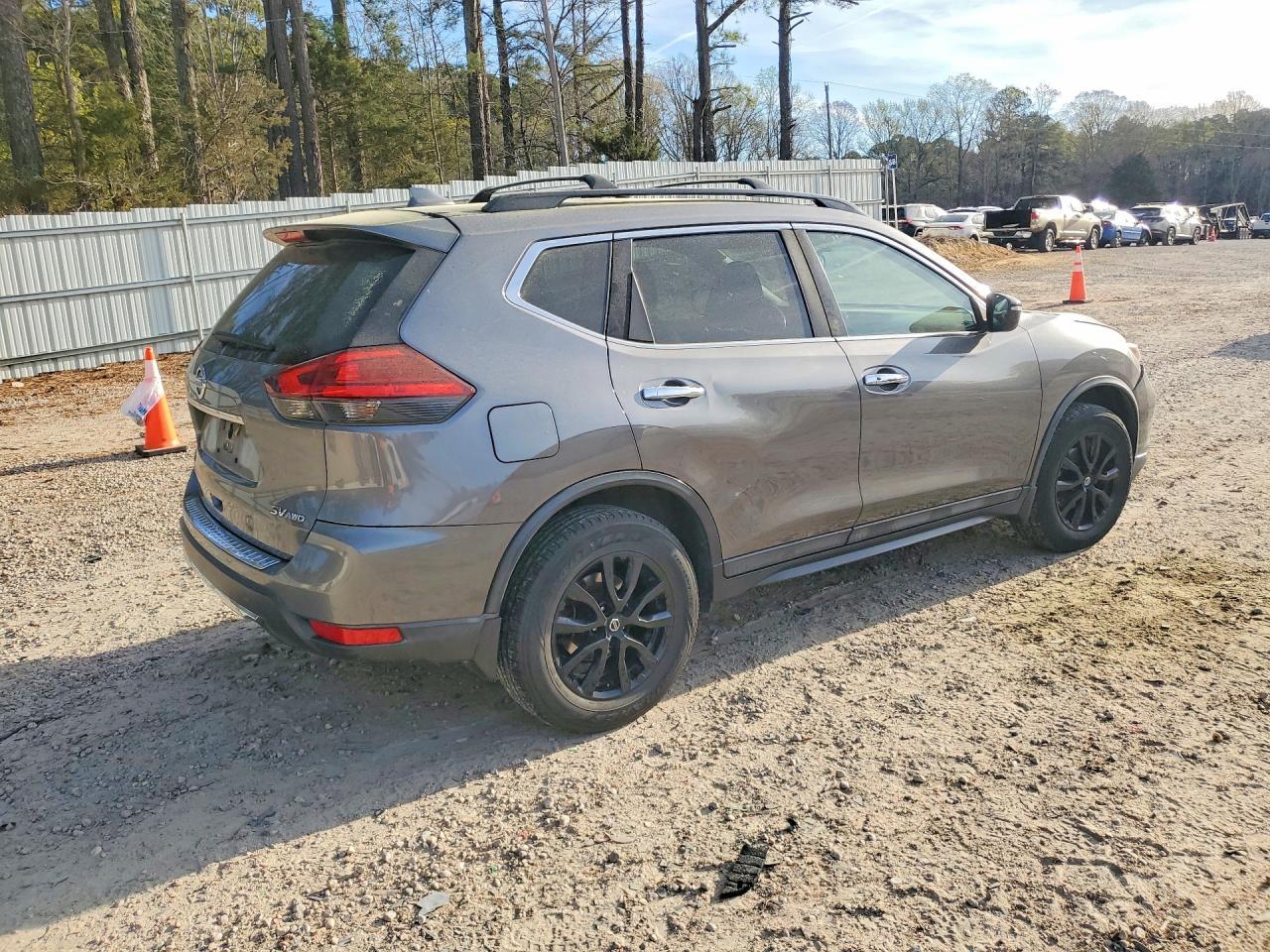 2017 Nissan Rogue Sv - Фото 3