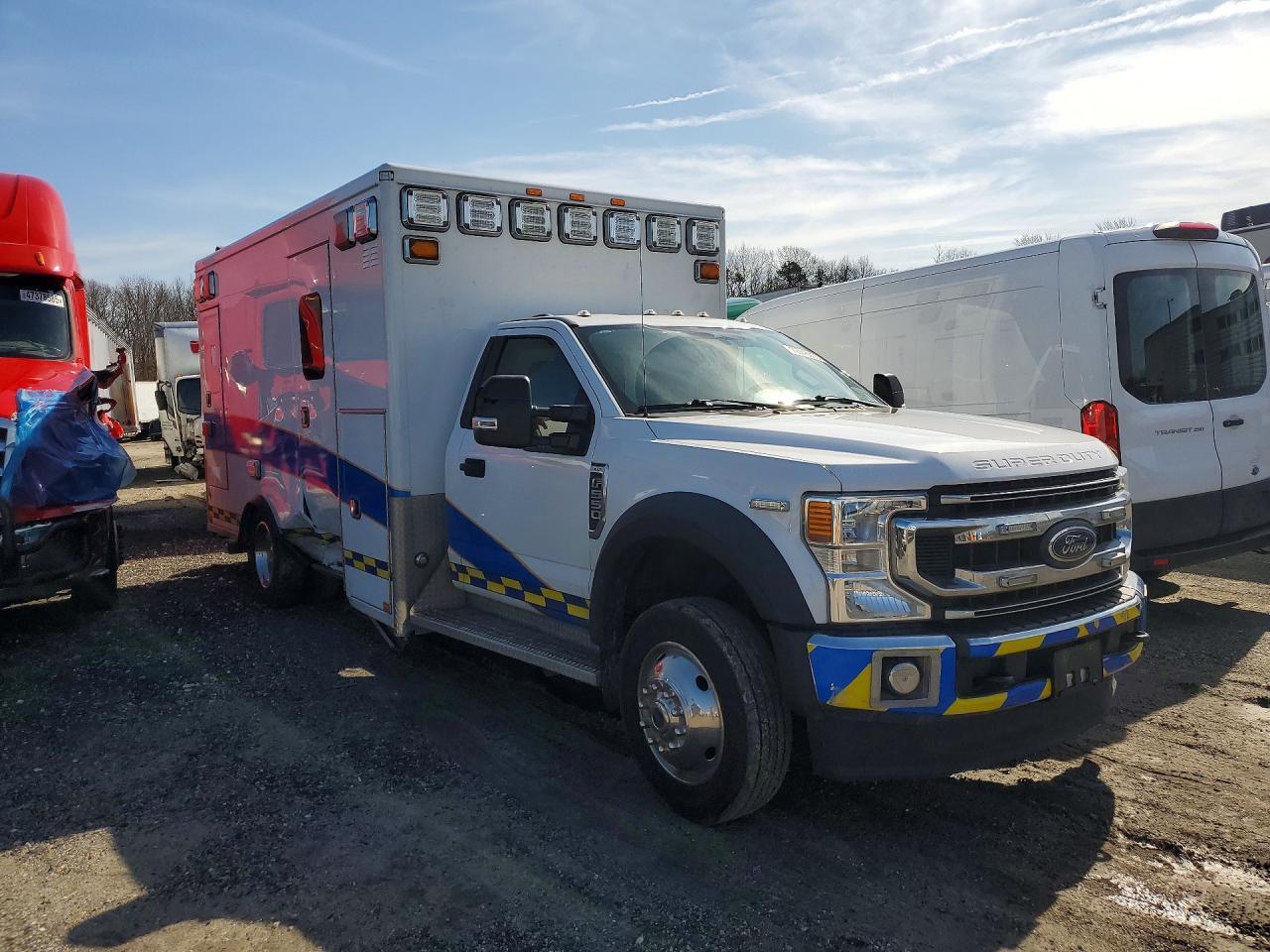 2020 Ford F550 Super Duty - Image 4