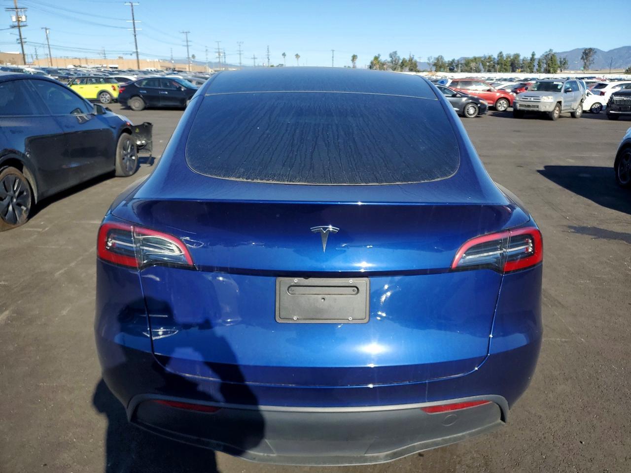 2024 Tesla Model Y - Image 6
