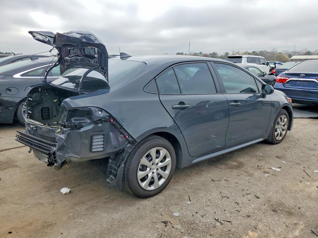 2025 Toyota Corolla Le - Image 3