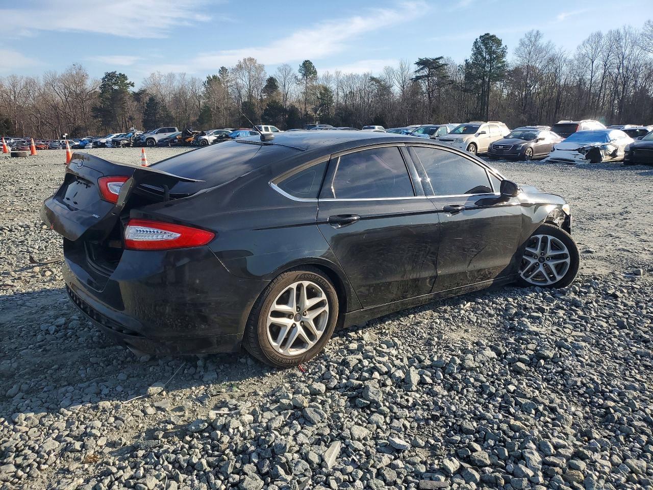2015 Ford Fusion Se - Фото 3