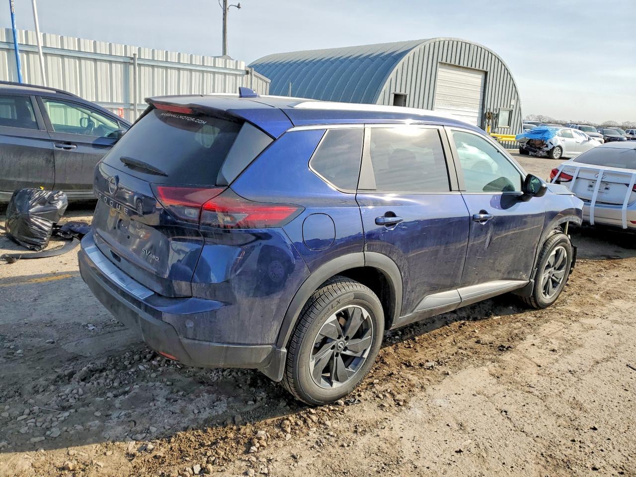 2024 Nissan Rogue Sv - Фото 3
