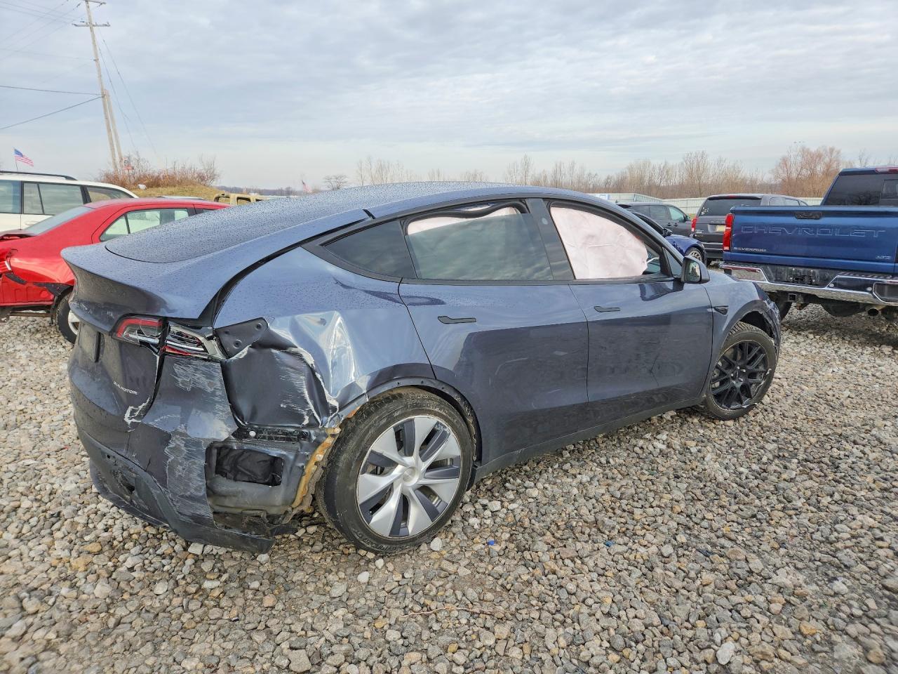 2023 Tesla Model Y - Фото 3