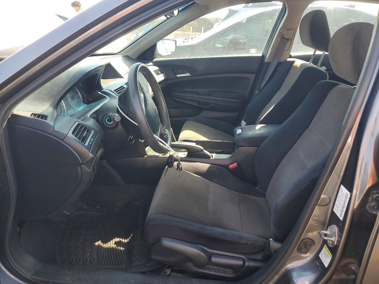 2010 Honda Accord Lx - Image 7