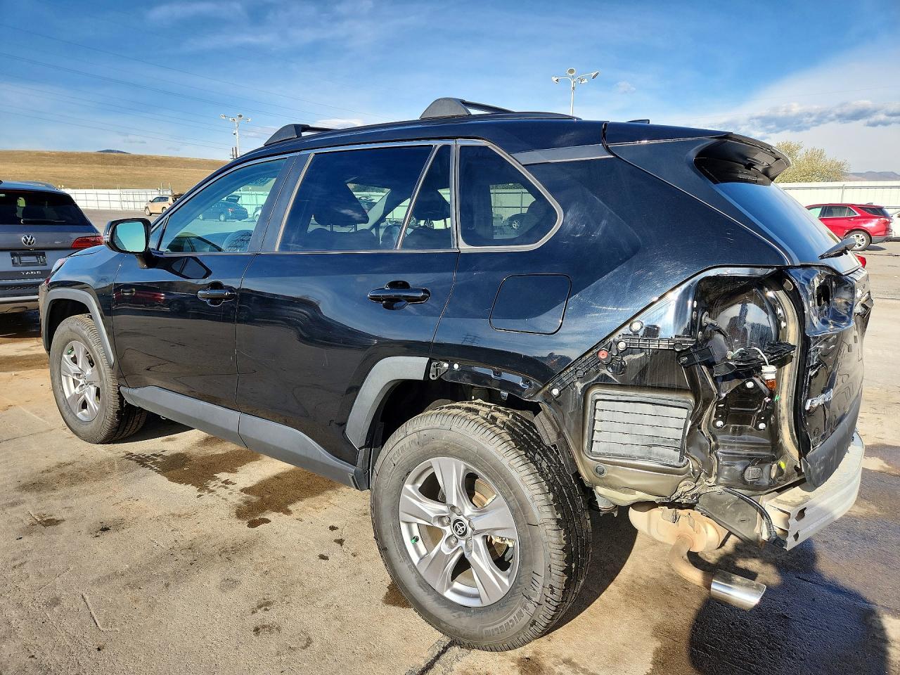 2024 Toyota Rav4 Xle - Фото 2