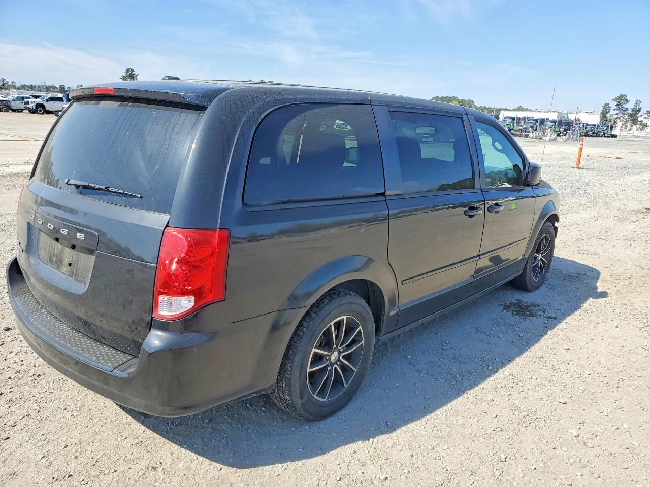 2015 Dodge Grand Caravan Se - Фото 3