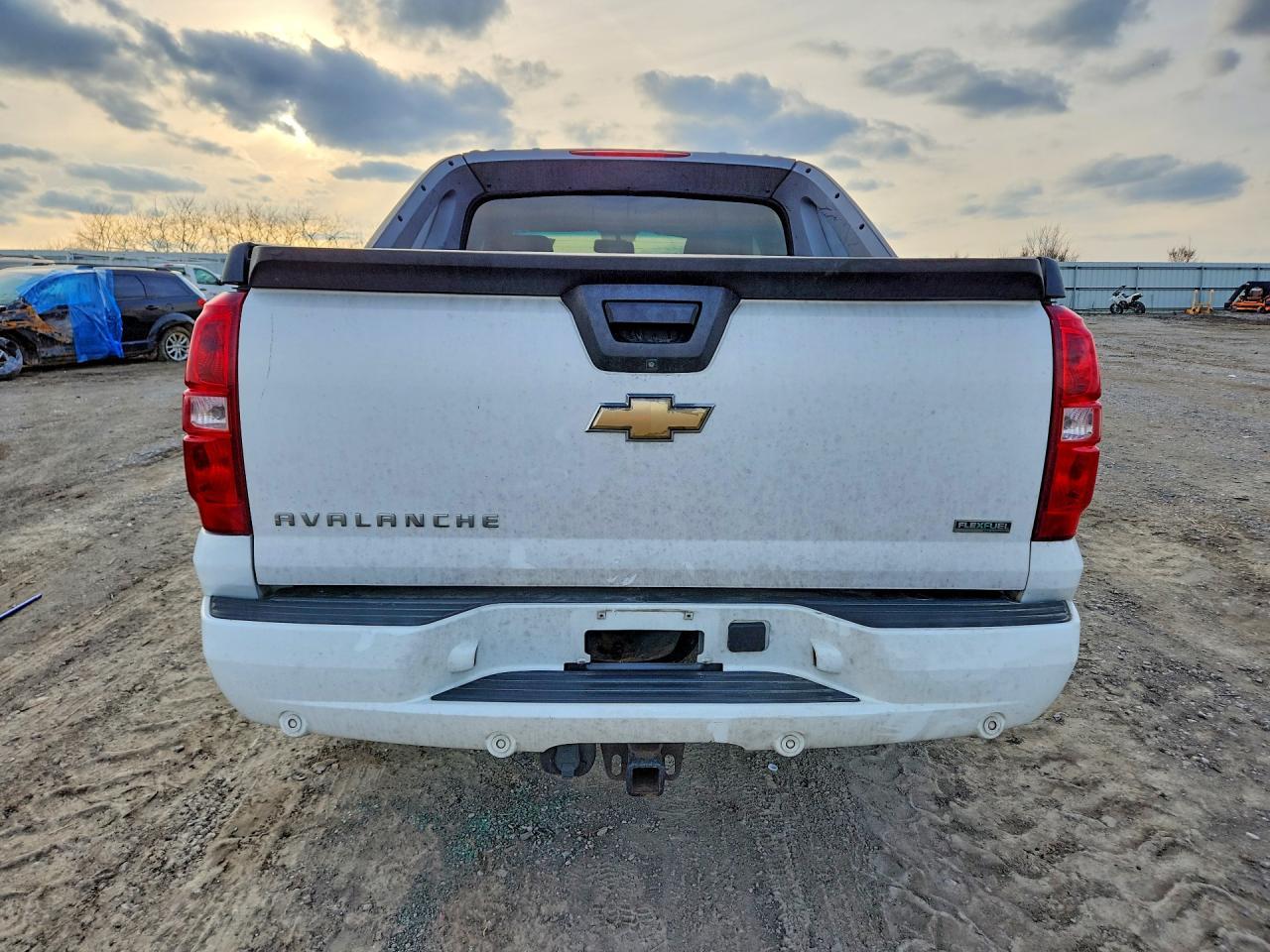2010 Chevrolet Avalanche Ls - Фото 6
