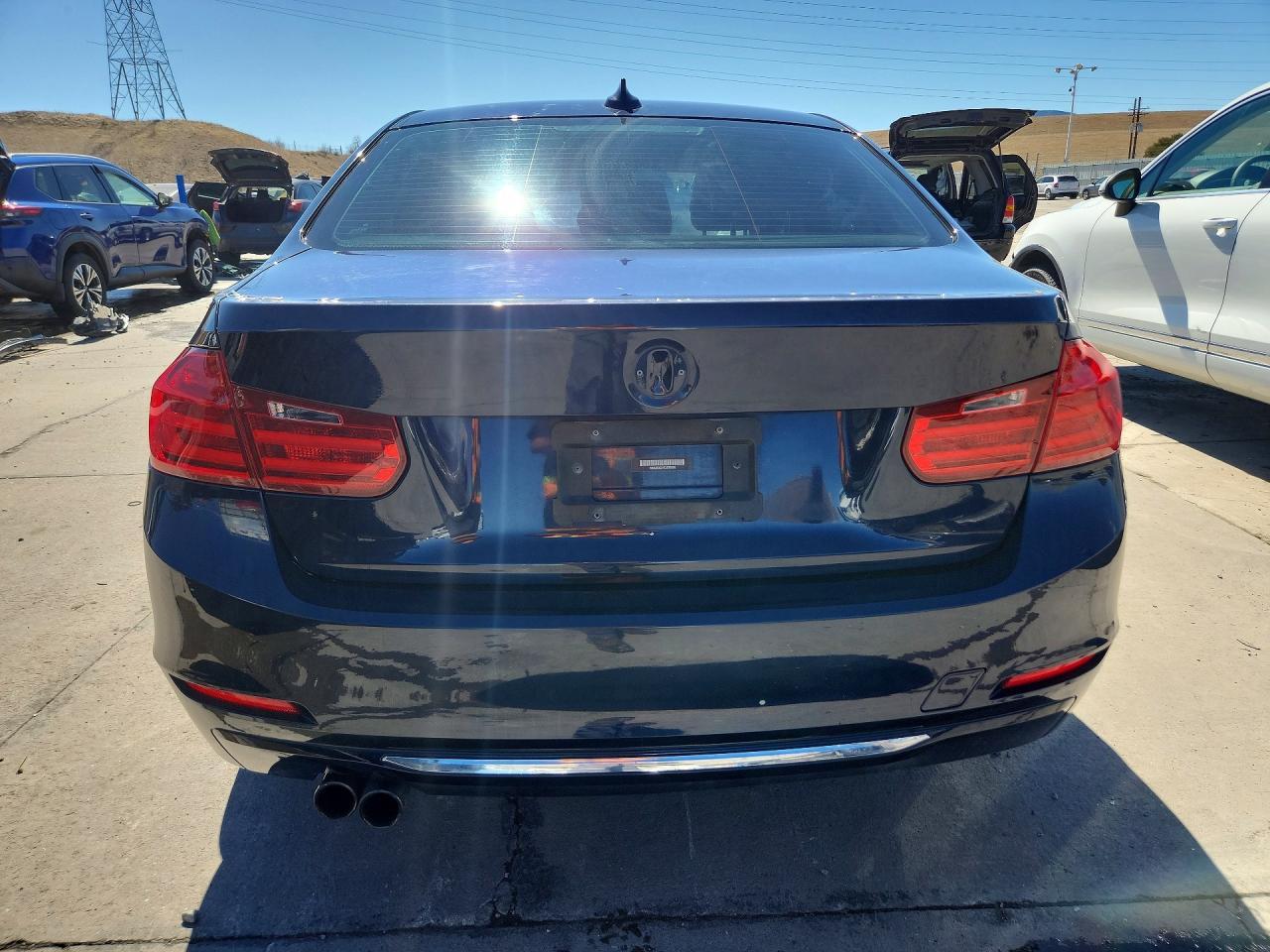 2014 BMW 328 Xi - Image 6