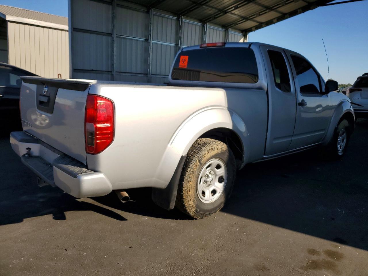 2018 Nissan Frontier S - Фото 3