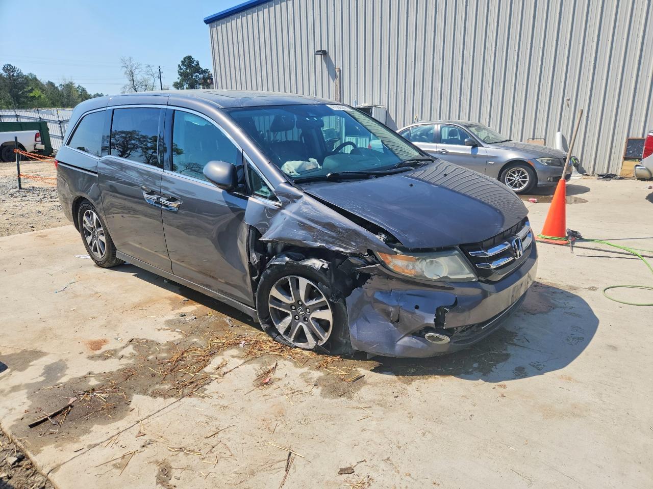 2014 Honda Odyssey Touring - Фото 4