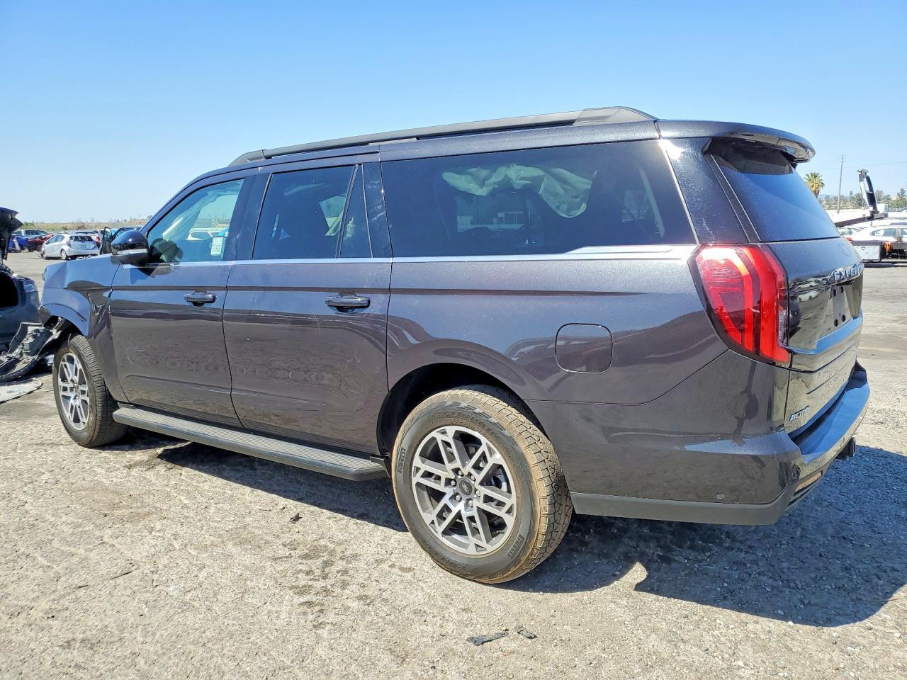 2025 Ford Expedition Max Active - Image 2