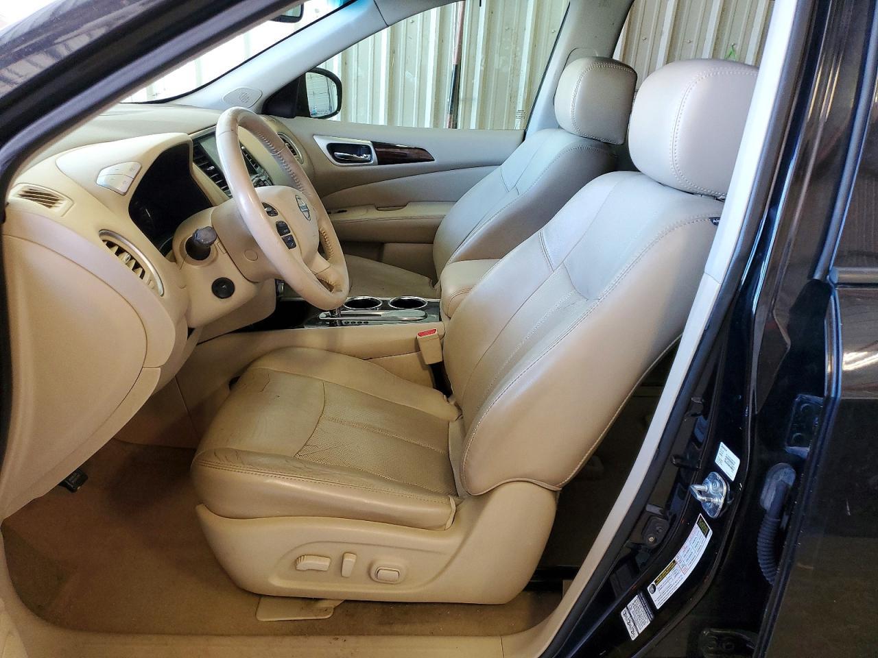 2014 Nissan Pathfinder S - Image 7