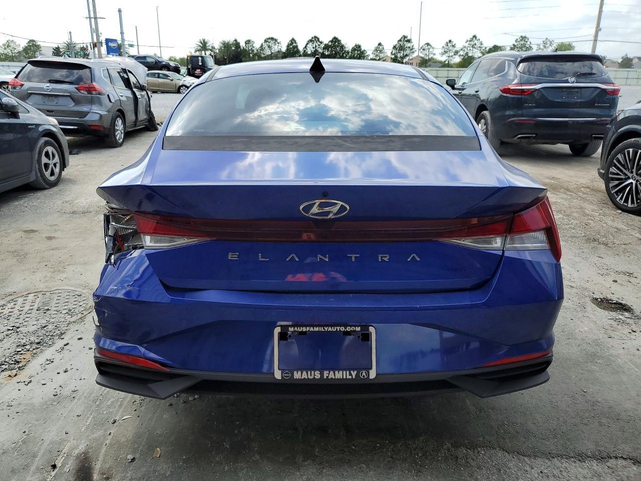 2022 Hyundai Elantra Sel - Image 6