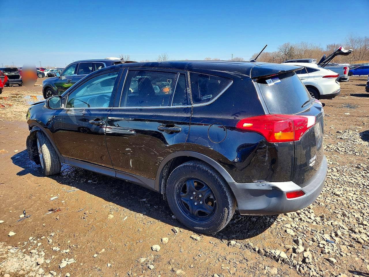 2015 Toyota Rav4 Le - Image 2