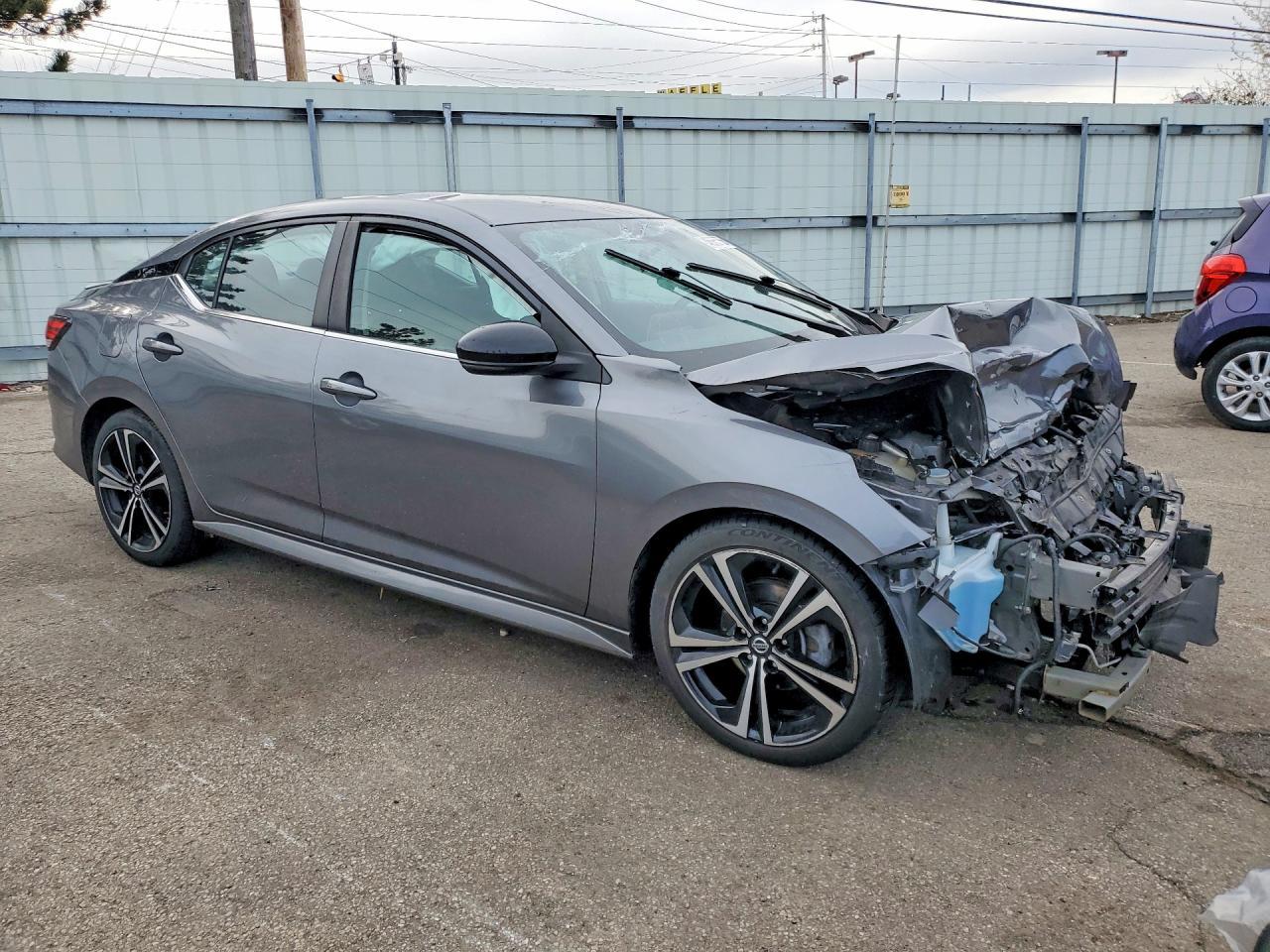 2020 Nissan Sentra Sr - Image 4
