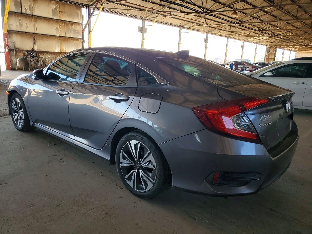 2017 Honda Civic Ex - Image 2