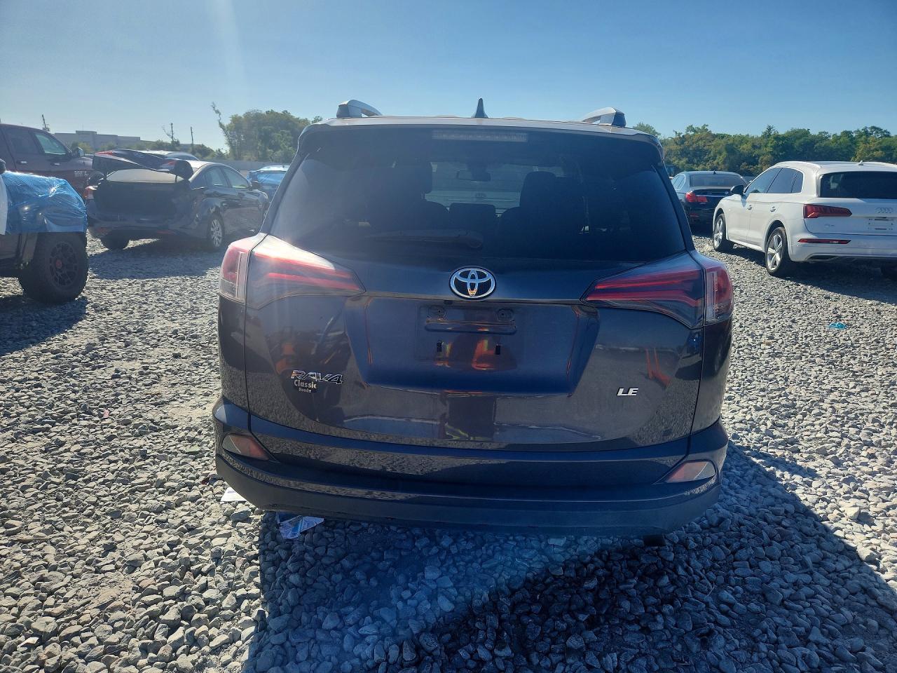 2017 Toyota Rav4 Le - Фото 6