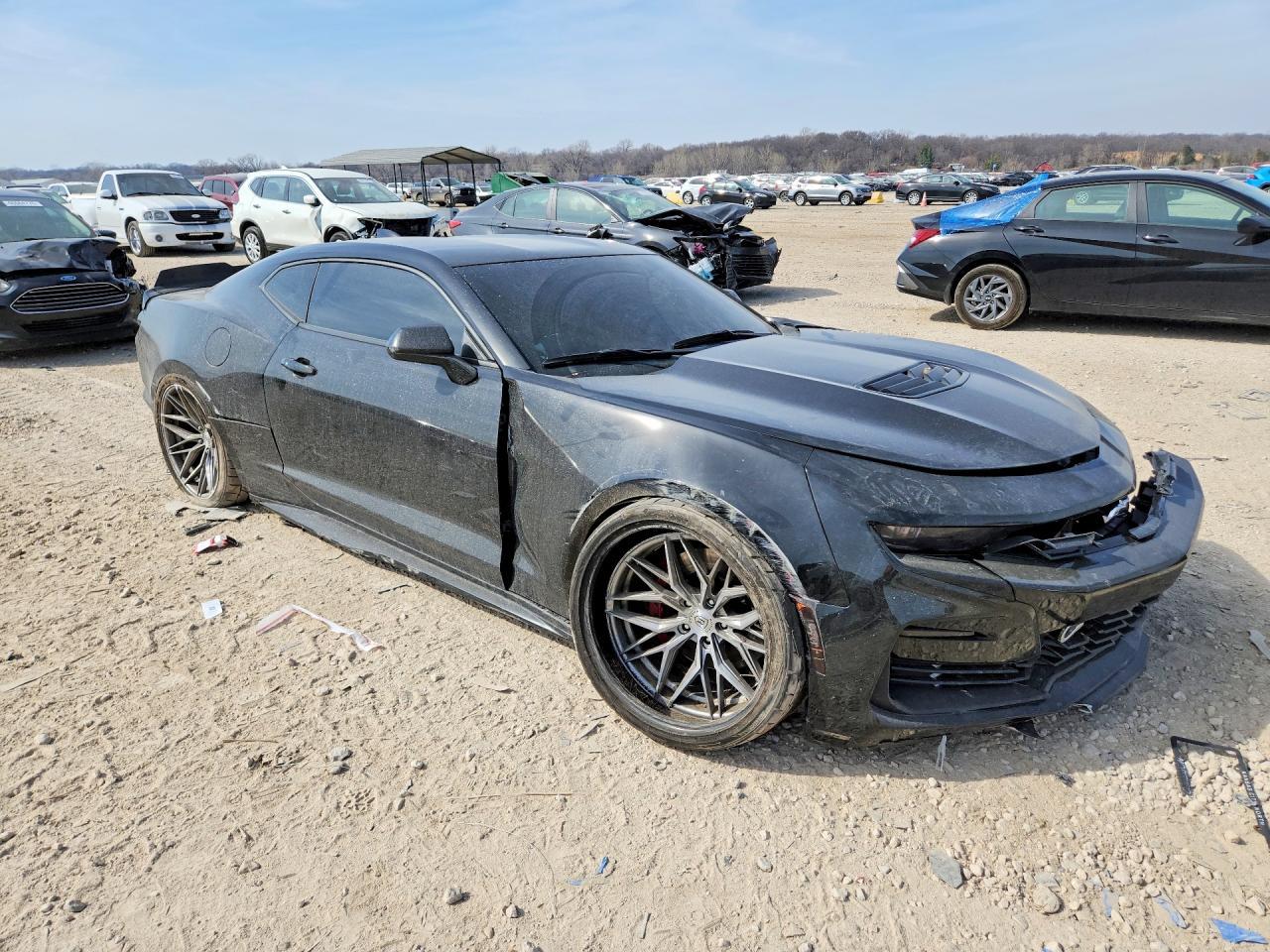 2022 Chevrolet Camaro Lt1 - Image 4
