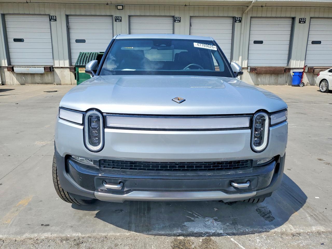 2023 Rivian R1T - Фото 5