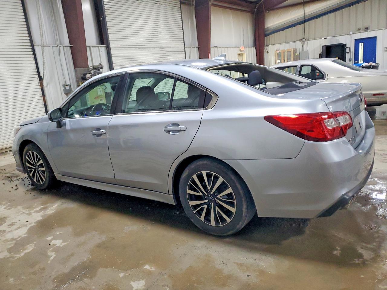 2019 Subaru Legacy 2.5I Premium - Image 2