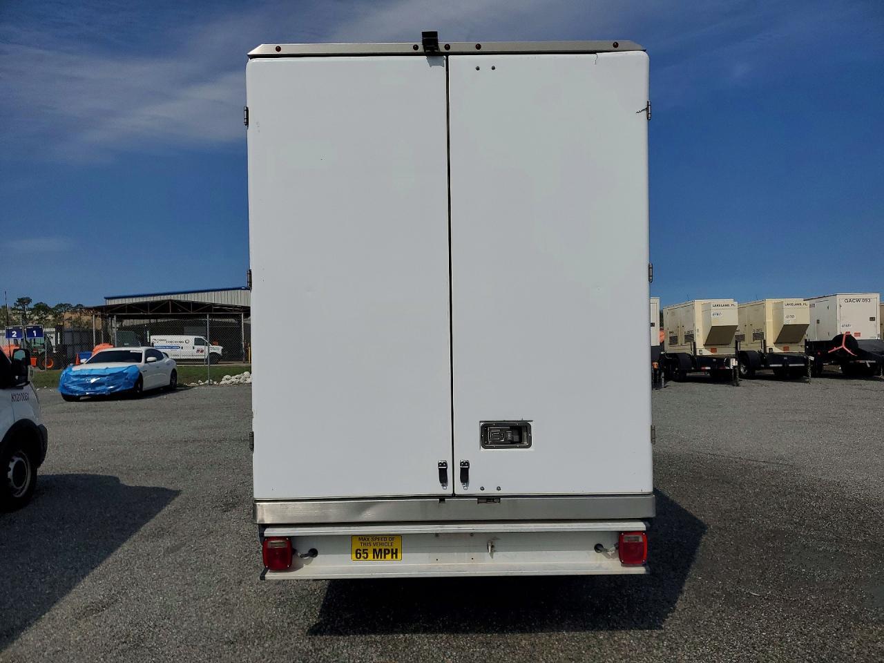 2021 Ford Transit Delivery Truck - Фото 6