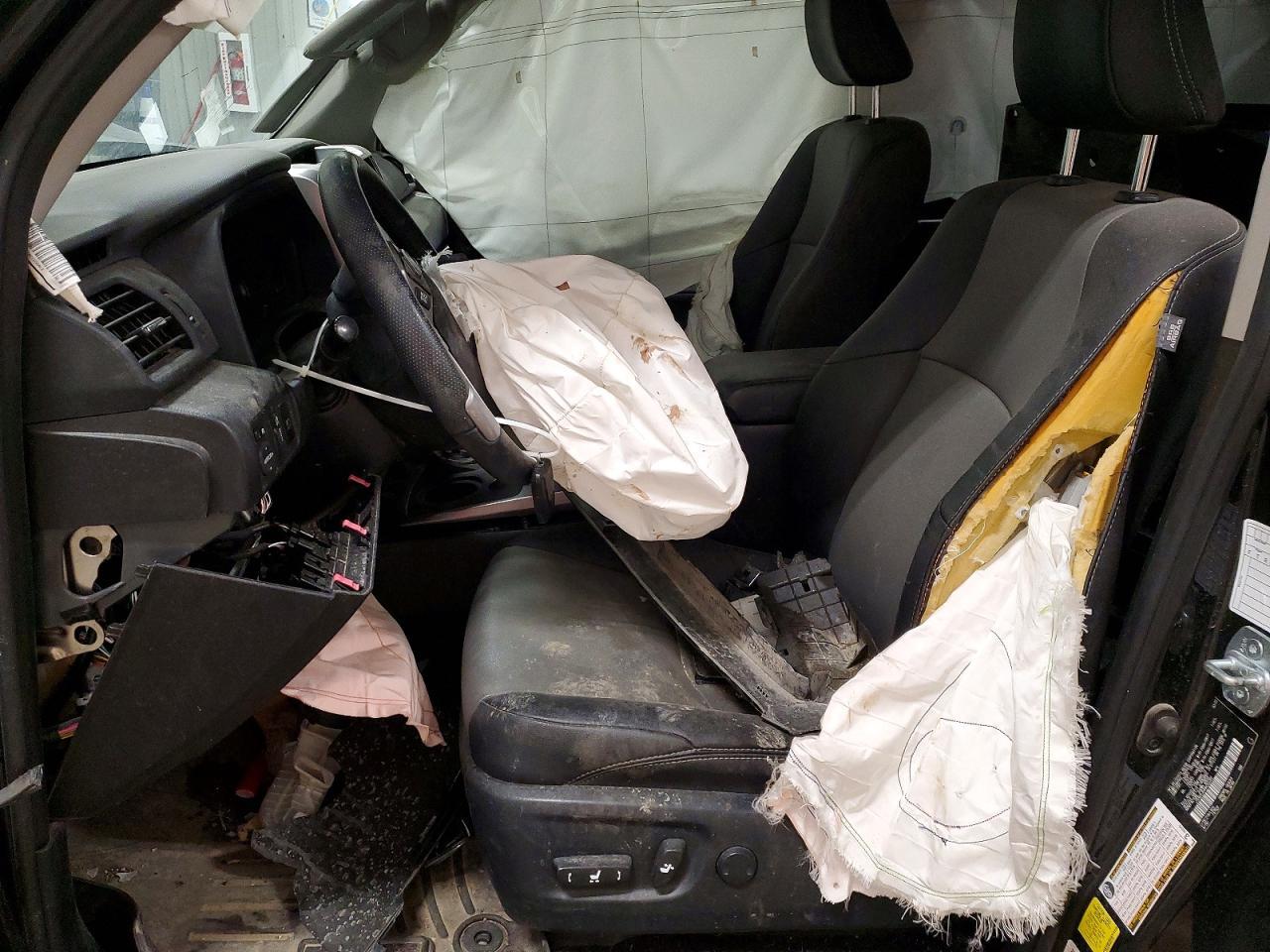 2022 Toyota 4Runner - Image 7