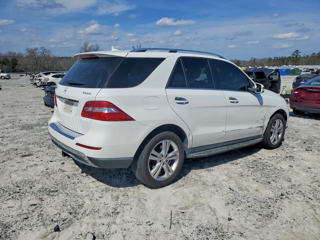 2014 Mercedes-Benz Ml 350 4Matic - Image 3