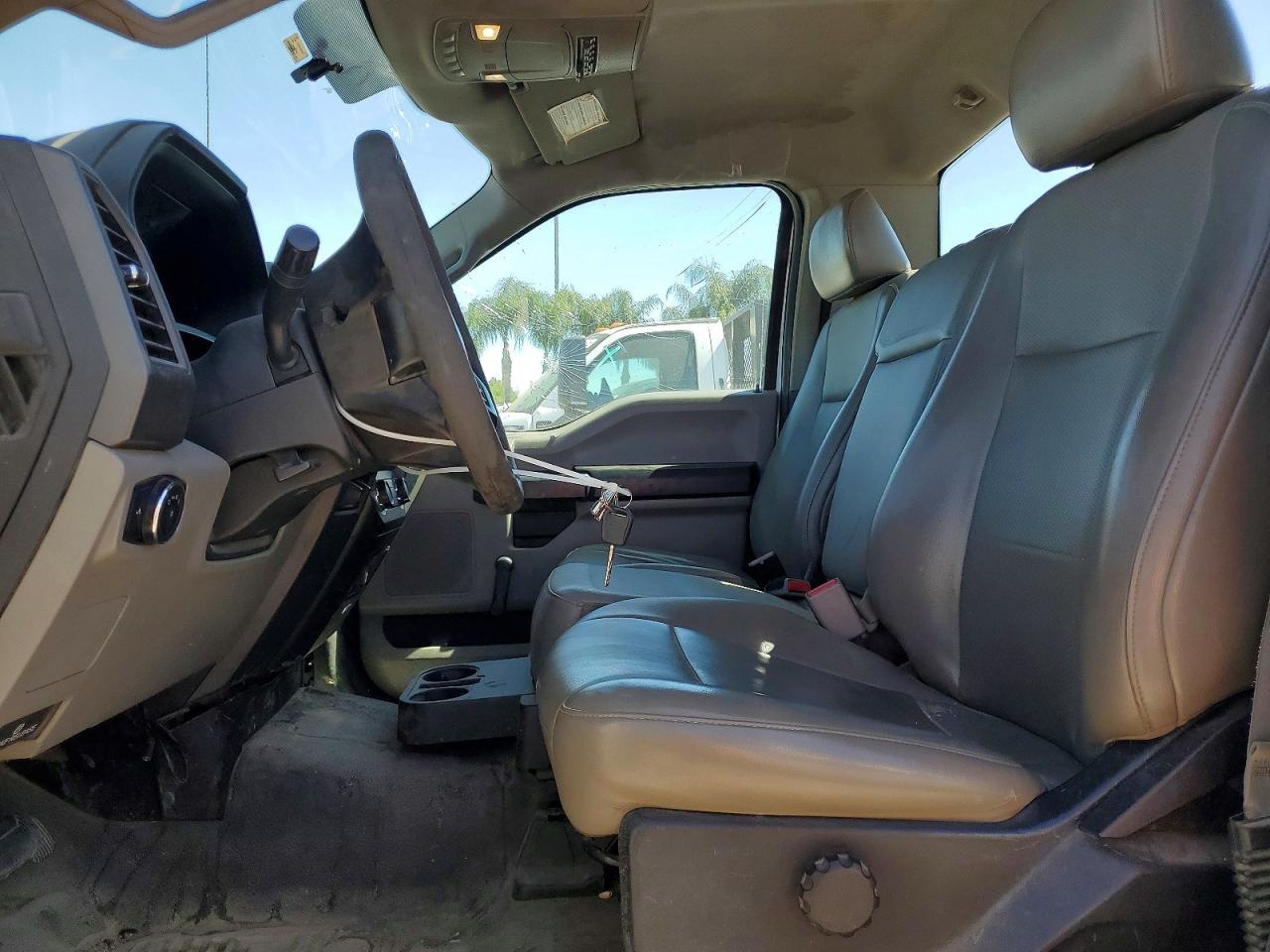 2017 Ford F550 Super Duty - Фото 7
