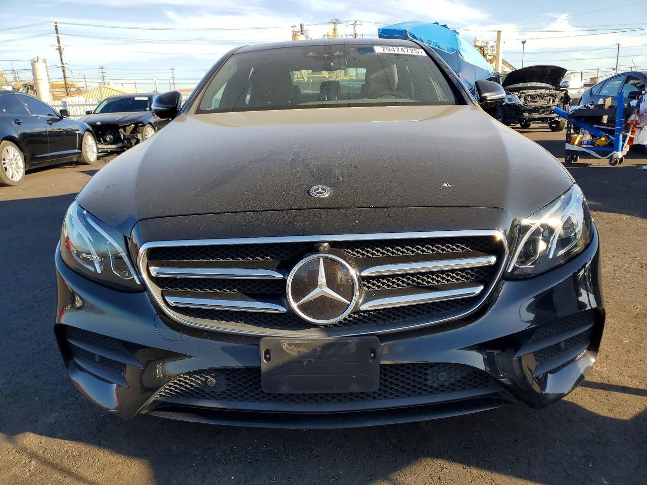 2019 Mercedes-Benz E 300 - Фото 5