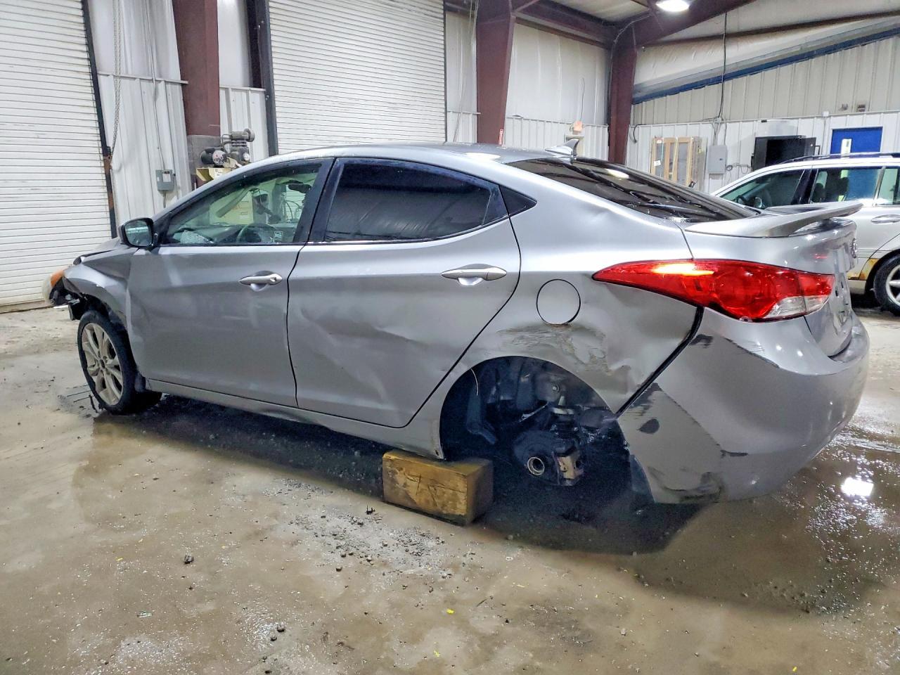2013 Hyundai Elantra Gls - Фото 2