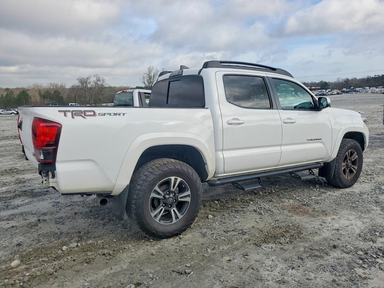 2018 Toyota Tacoma Trd Sport - Фото 3