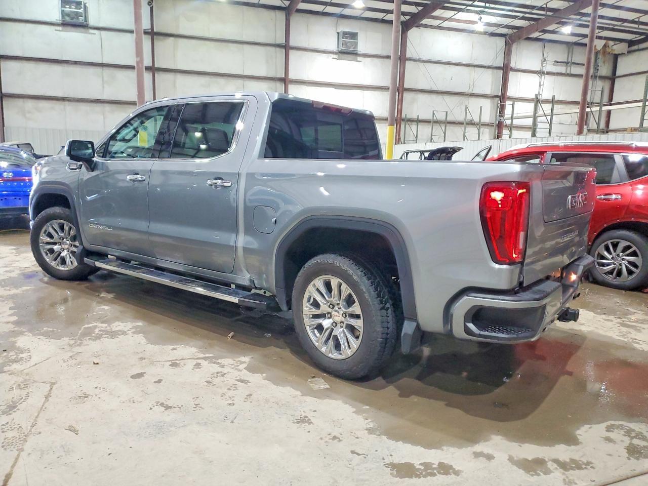 2024 GMC Sierra K1500 Denali - Фото 2