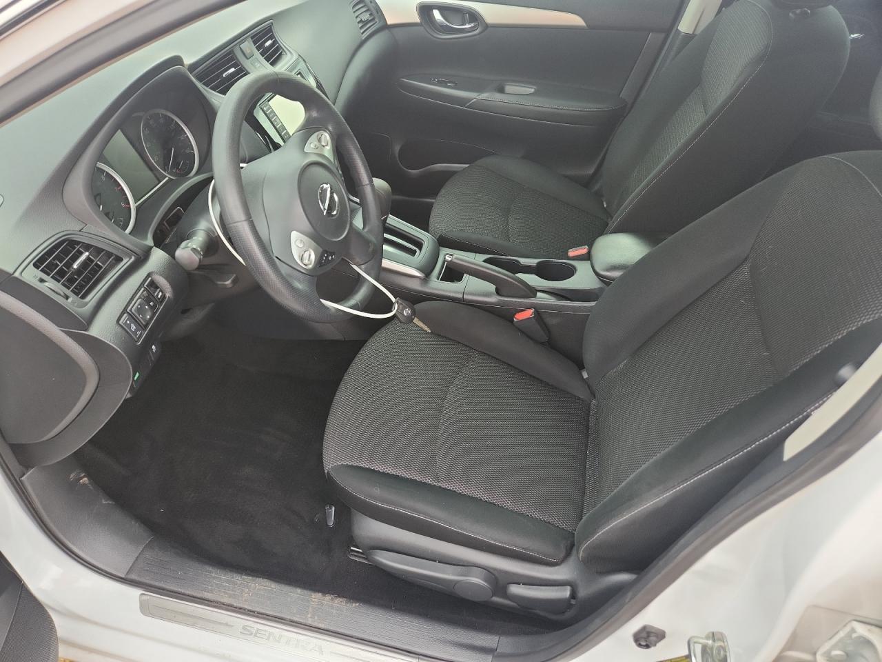 2019 Nissan Sentra S - Фото 7