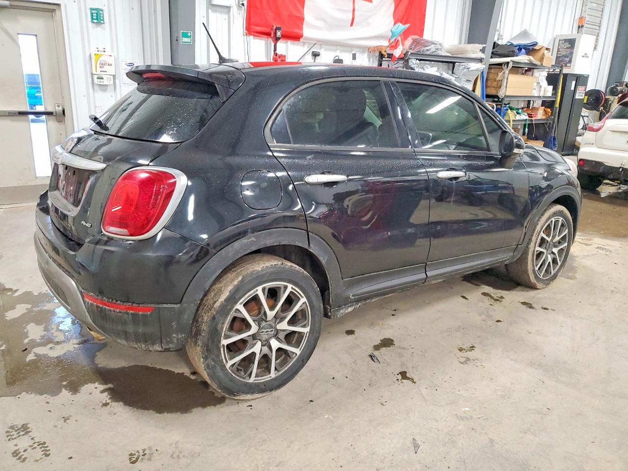 2016 Fiat 500X Trekking Plus - Image 3