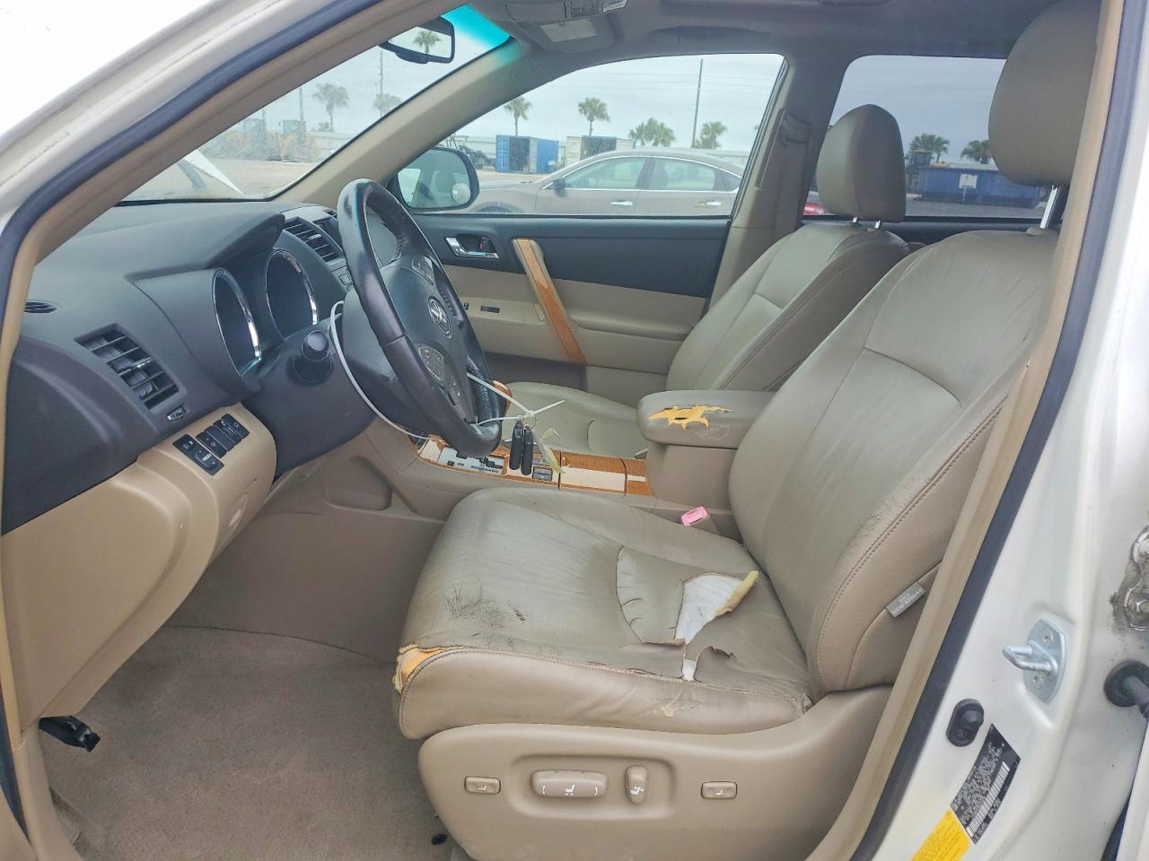 2008 Toyota Highlander Hybrid Limited - Image 7