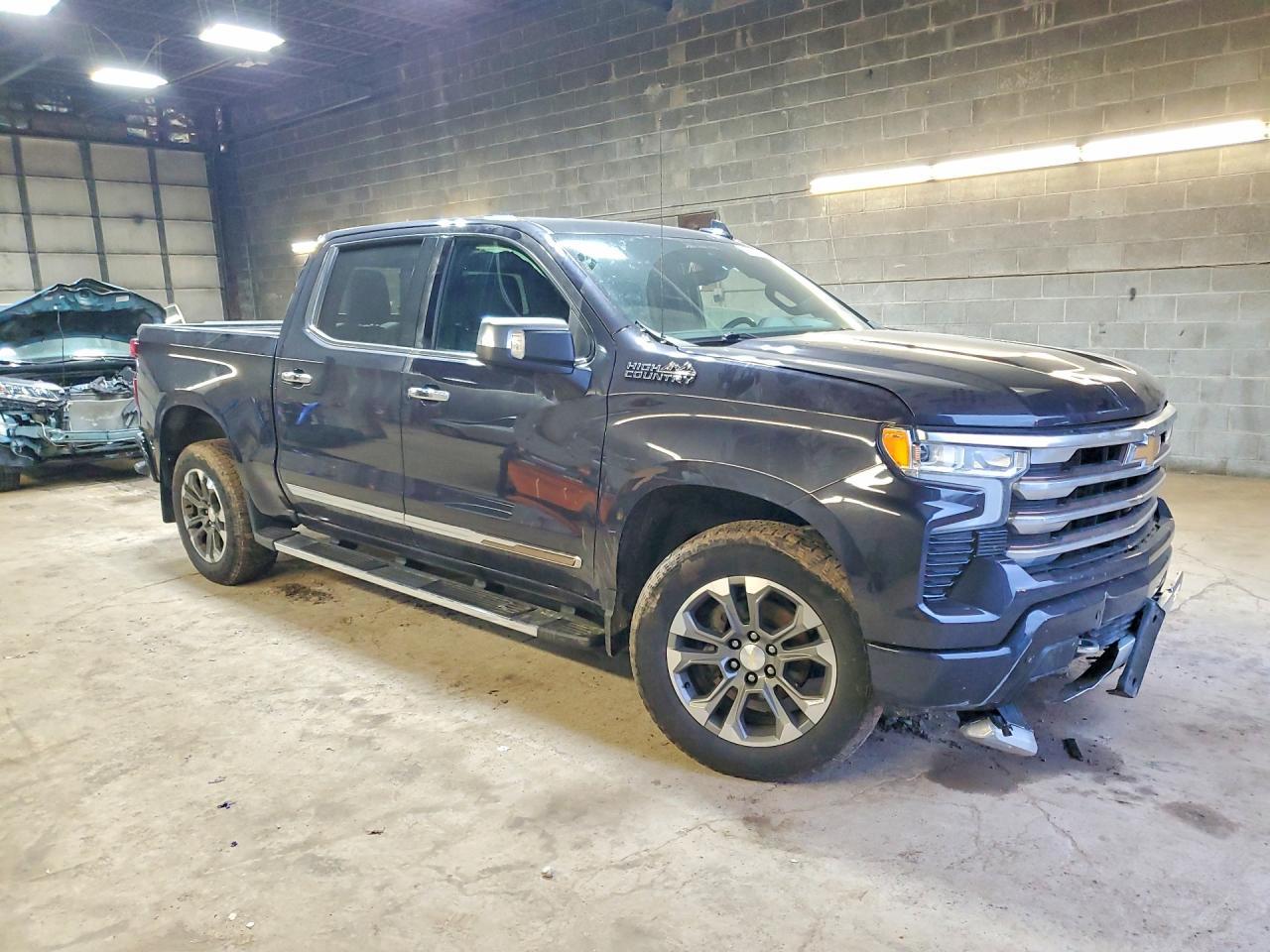 2022 Chevrolet Silverado K1500 High Country - Фото 4