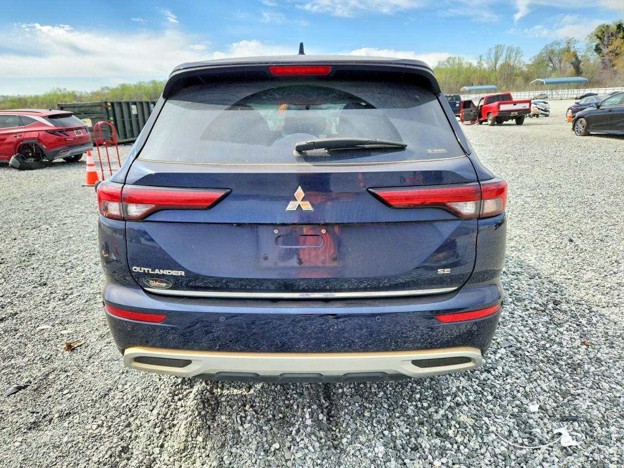 2022 Mitsubishi Outlander Se - Фото 6