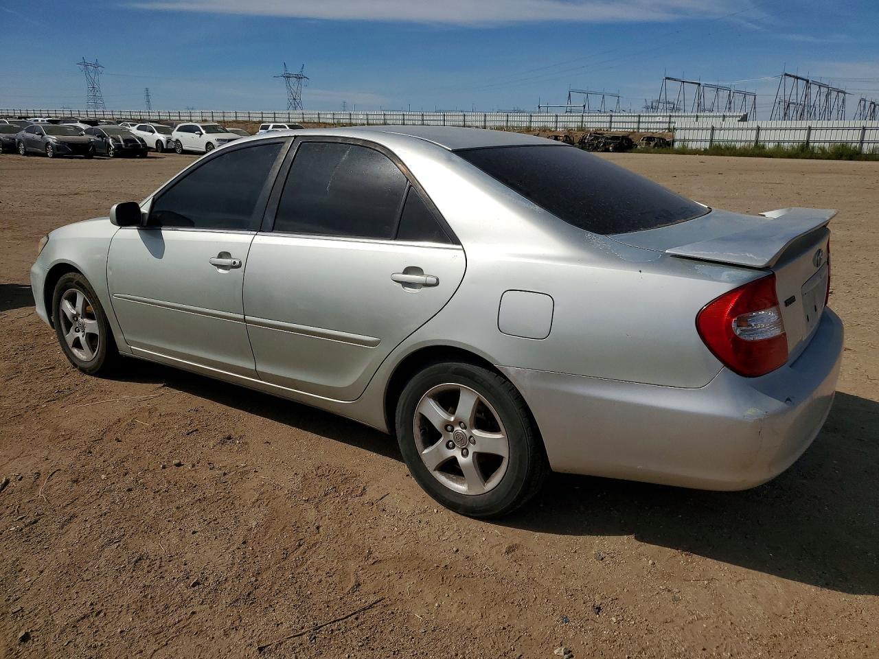 2004 Toyota Camry Se - Фото 2