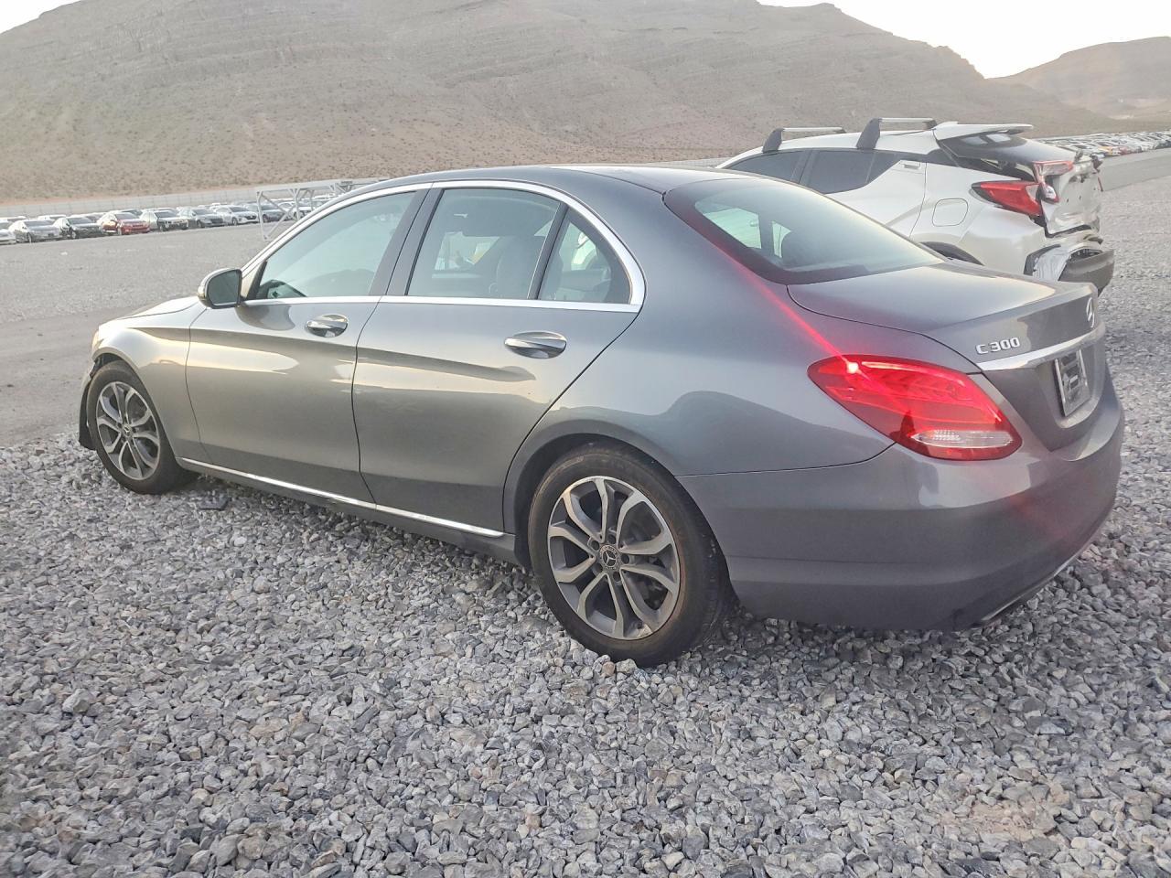 2018 Mercedes-Benz C 300 - Фото 2