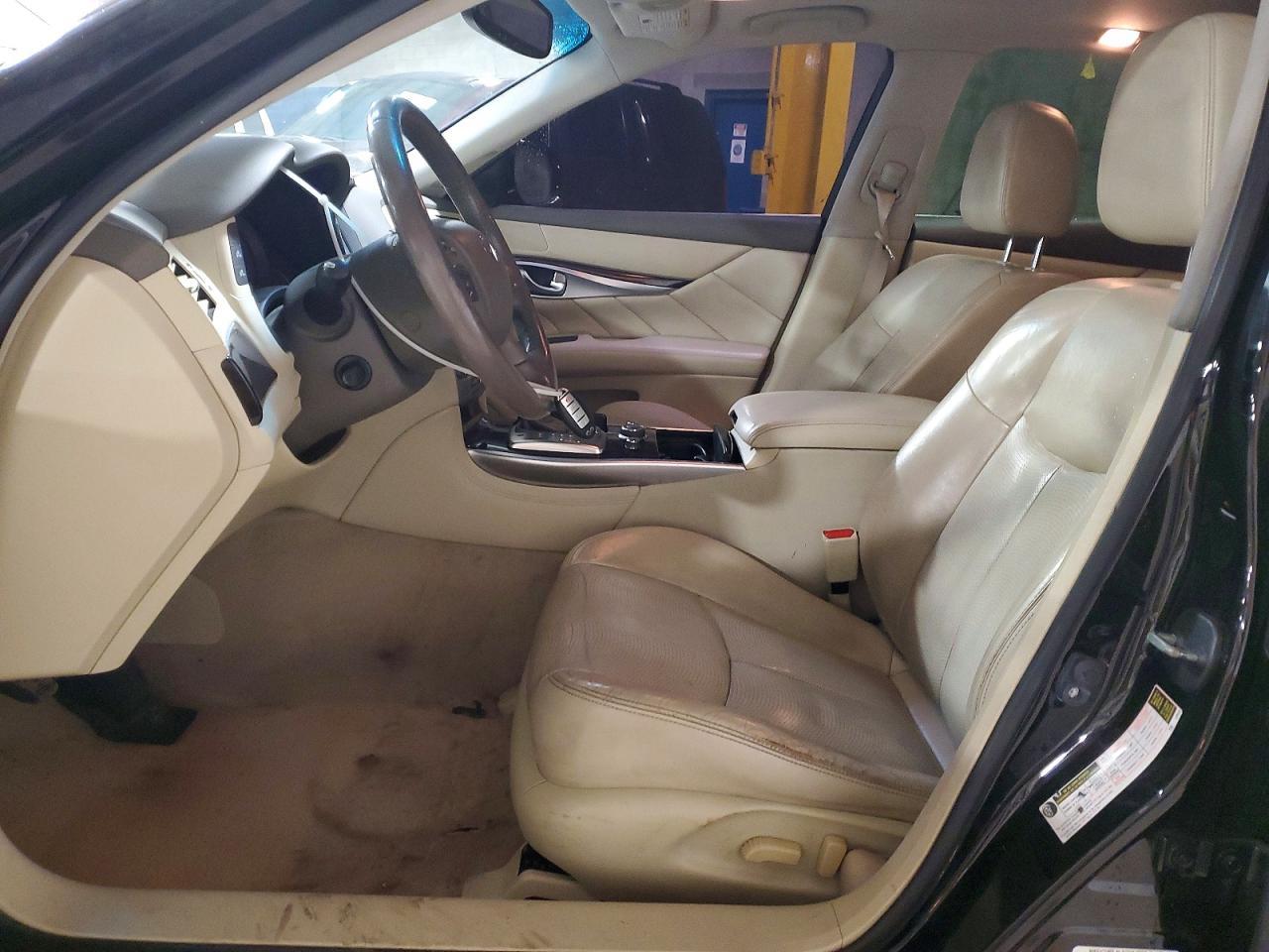 2016 Infiniti Q70 3.7 - Фото 7