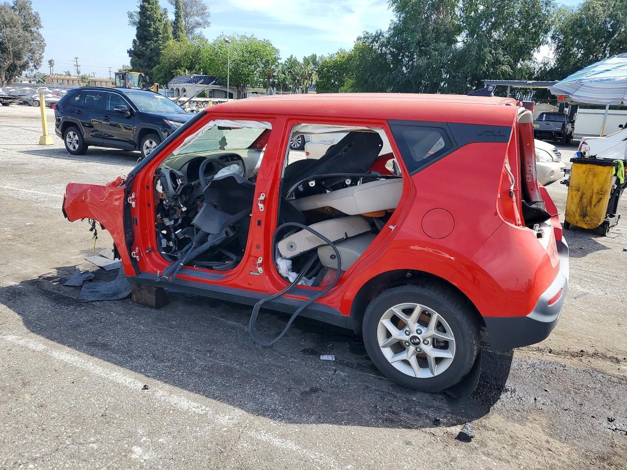 2020 Kia Soul Lx - Фото 2