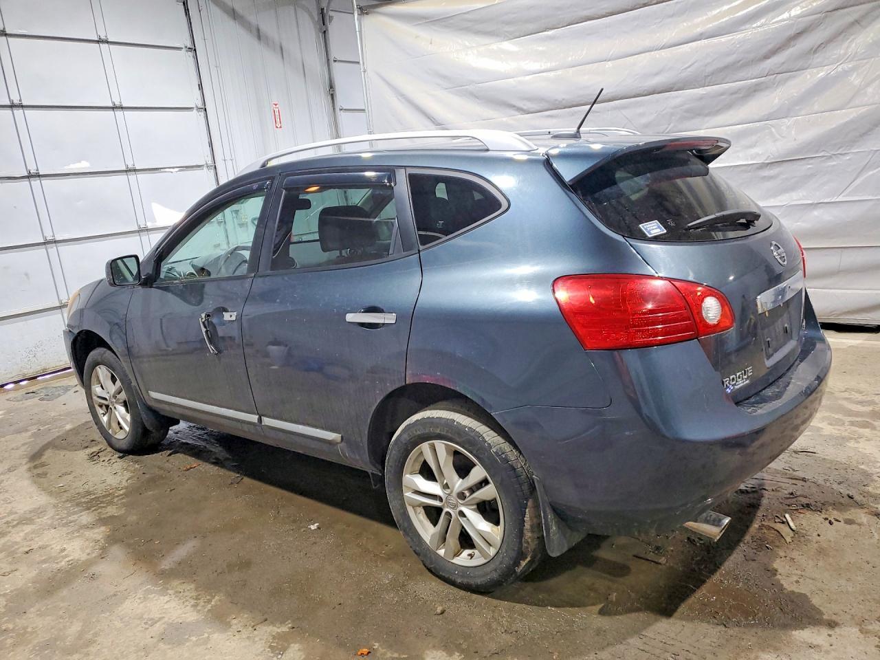 2012 Nissan Rogue S - Фото 2