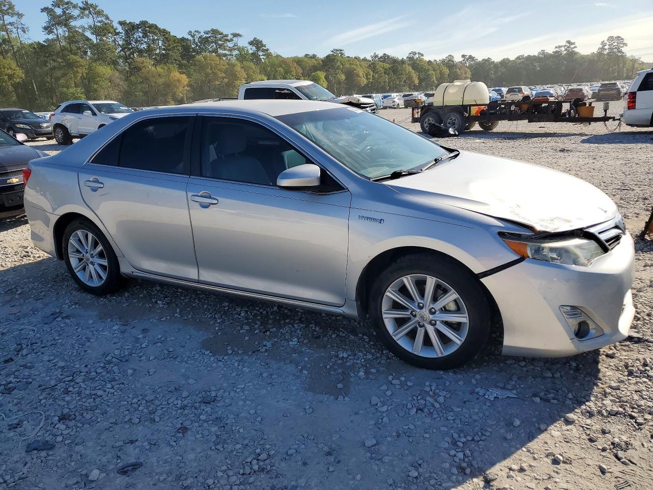 2012 Toyota Camry Hybrid Xle - Фото 4