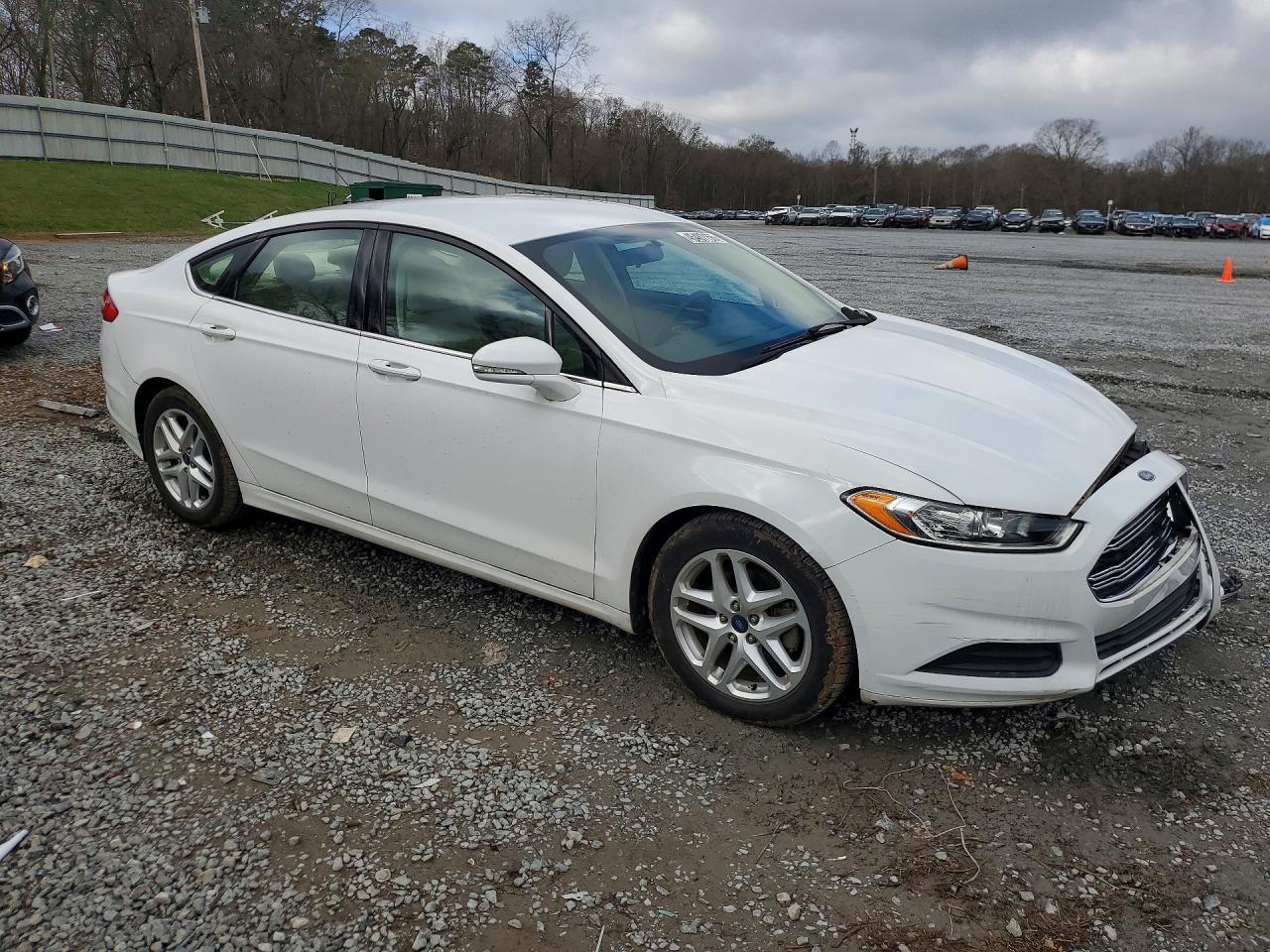 2015 Ford Fusion Se - Фото 4