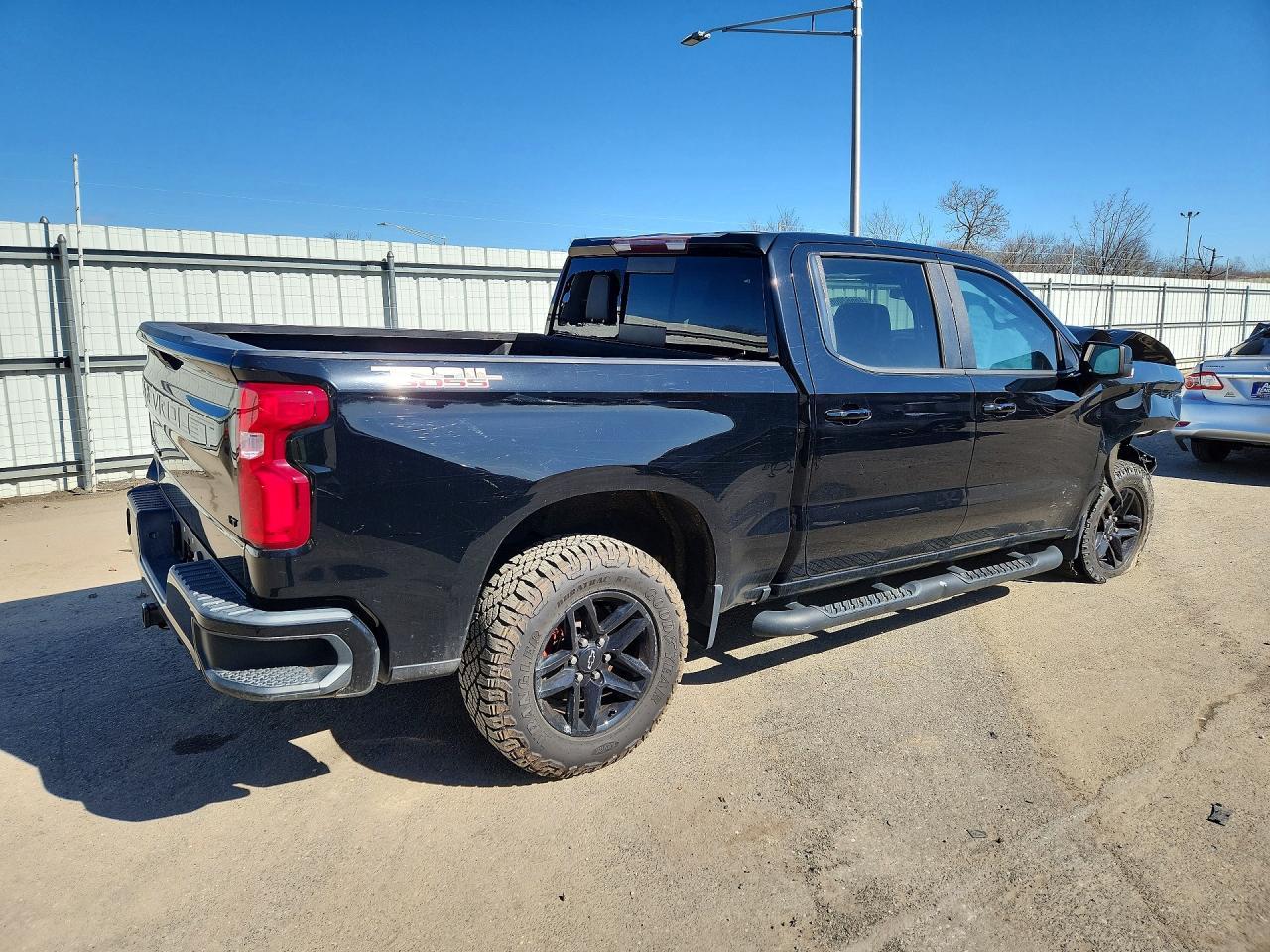 2020 Chevrolet Silverado K1500 Lt Trail Boss - Фото 3