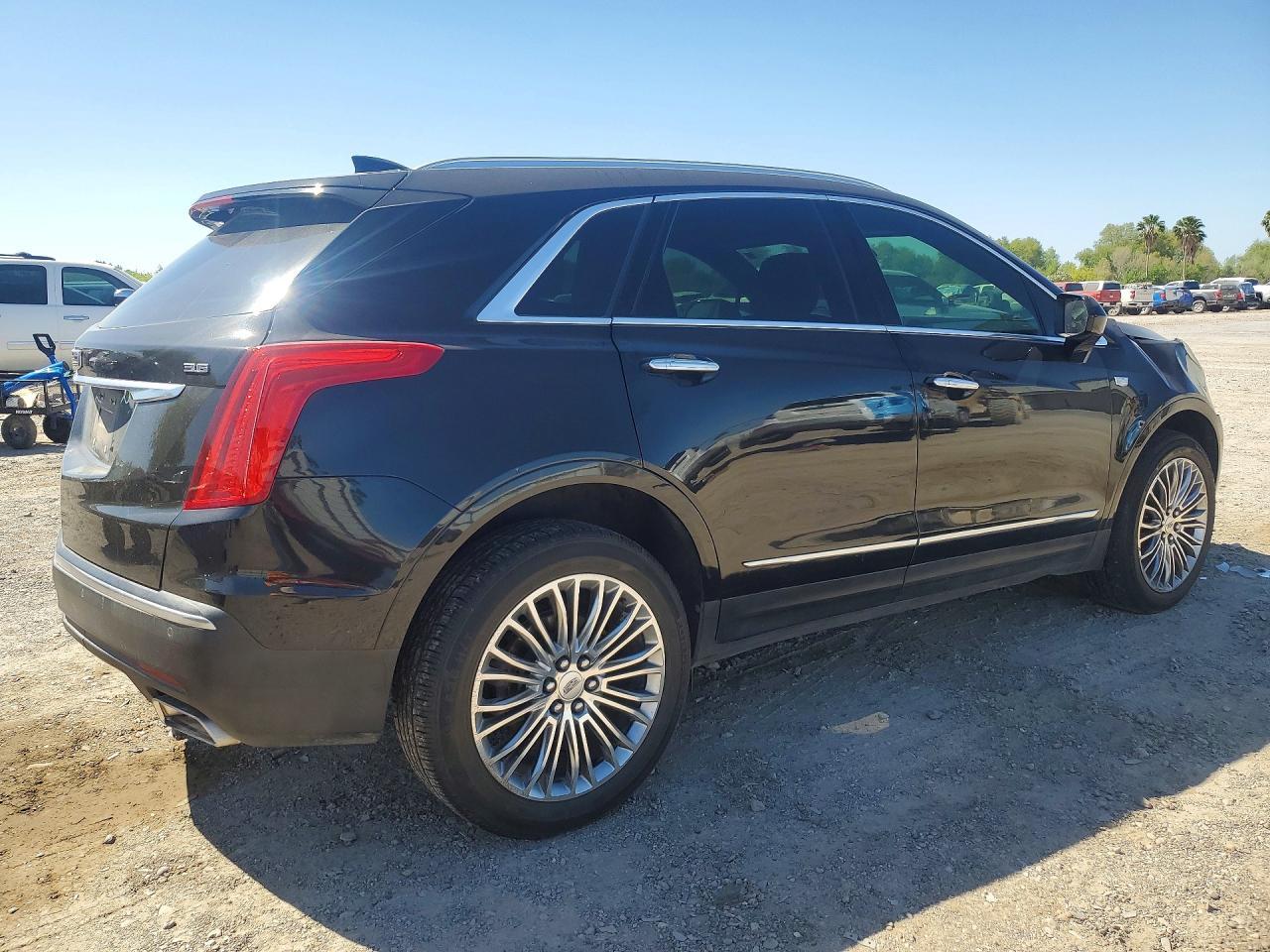 2019 Cadillac Xt5 - Image 3