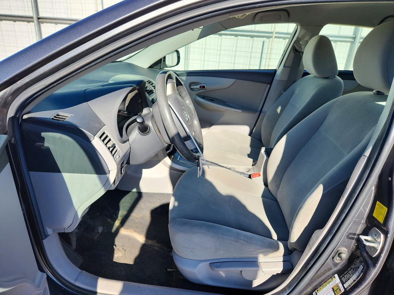 2011 Toyota Corolla Le - Фото 7