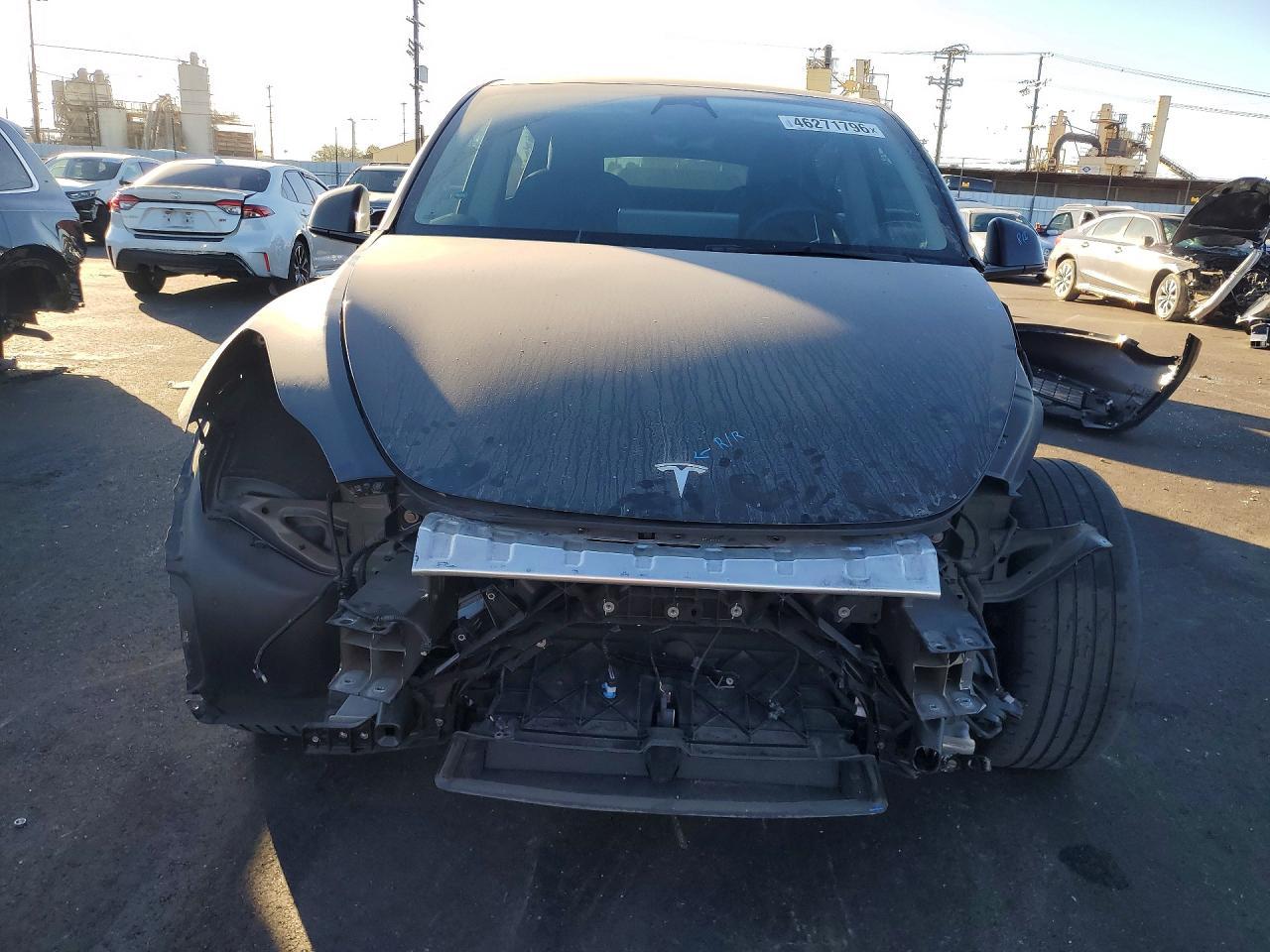 2023 Tesla Model Y - Фото 5